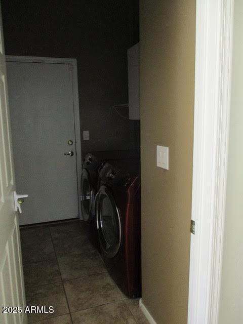 32020 N 23rd Ave, Phoenix, AZ 85085 - washroom featuring washing machine and clothes dryer and tile patterned floors
