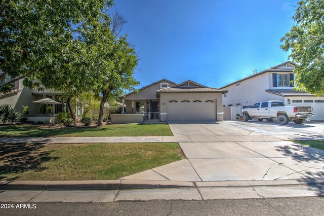 view of front facade with a front yard