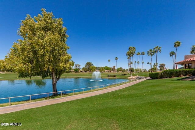 9243 W Kimberly Way, Peoria, AZ 85382 - surrounding community with a water view and a yard
