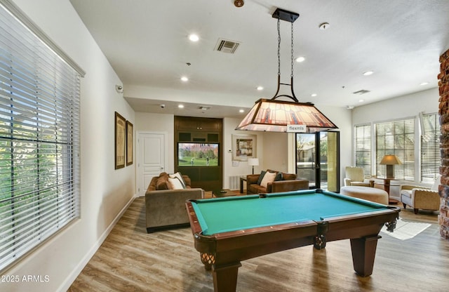 game room with baseboards, visible vents, wood finished floors, and recessed lighting