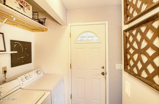 4905 E Horseshoe Ln, Cottonwood, AZ 86326 - laundry room featuring washer and dryer and laundry area