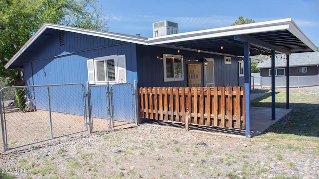 4905 E Horseshoe Ln, Cottonwood, AZ 86326 - exterior space with a gate and fence
