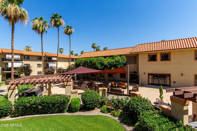 10330 W Thunderbird Blvd Unit C207, Sun City, AZ 85351 - view of property's community featuring an outdoor living space