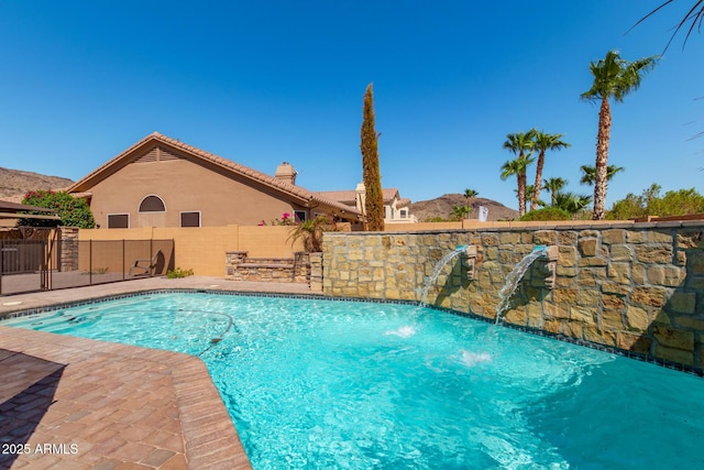 1211 E Desert Flower Ln, Phoenix, AZ 85048 - view of swimming pool