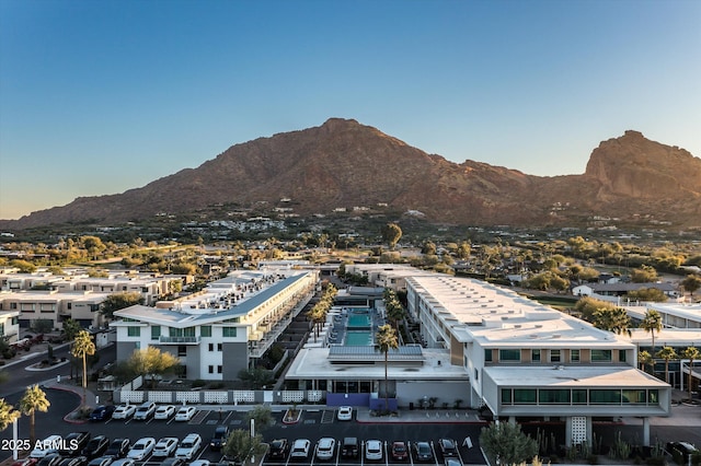 bird's eye view with a mountain view