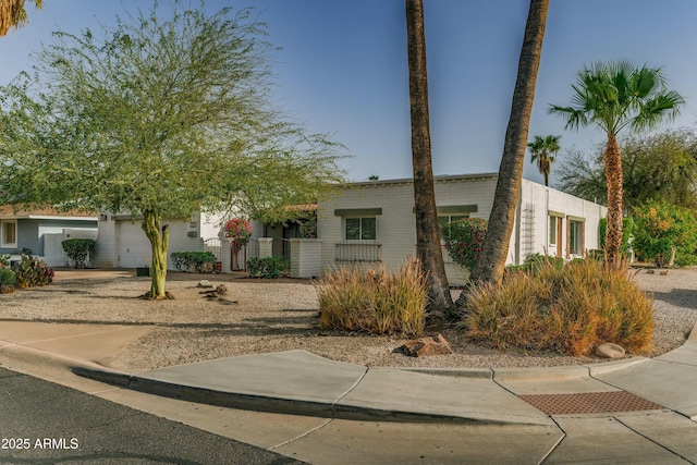 view of front facade with a garage