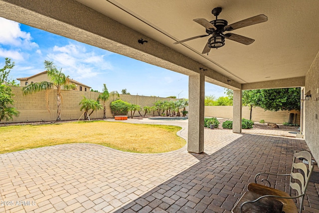 6245 W Maya Dr, Phoenix, AZ 85083 - view of patio with ceiling fan and a fenced backyard