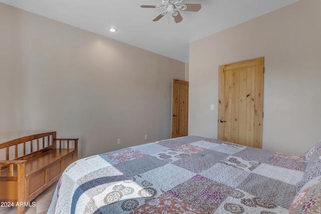 bedroom featuring ceiling fan