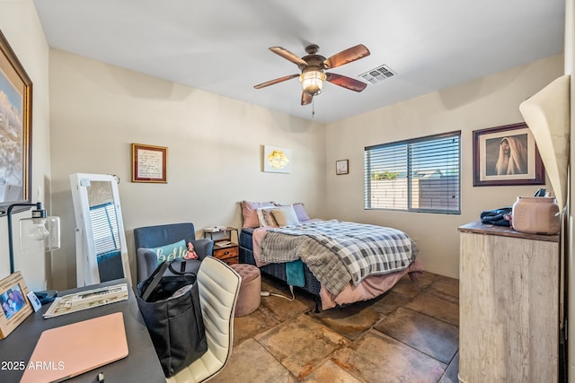 bedroom with ceiling fan