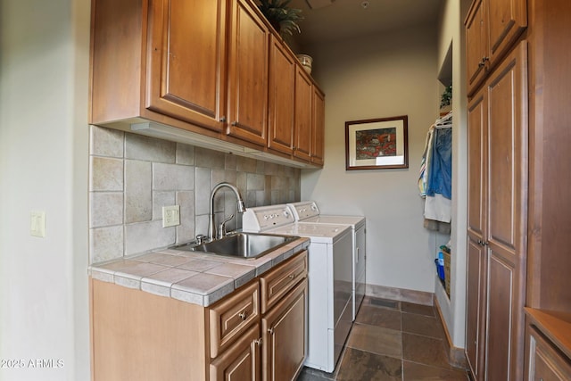 2800 E Morning Glory Cir, Payson, AZ 85541 - laundry area with separate washer and dryer, cabinet space, and baseboards