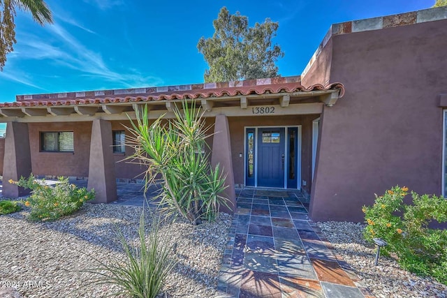 view of property entrance