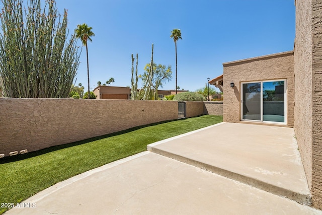 18548 E Parada Cir, Rio Verde, AZ 85263 - view of yard featuring fence and a patio