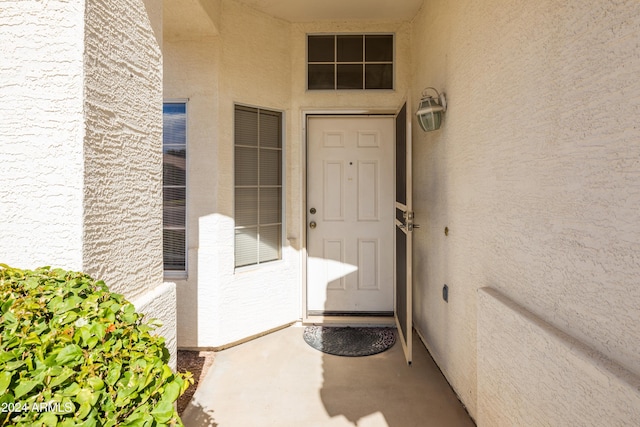 view of entrance to property