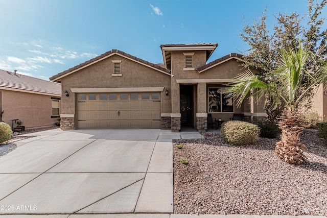 view of front of house featuring a garage