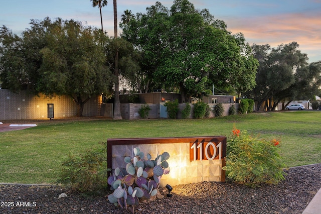 1101 E Bethany Home Rd Unit 1, Phoenix, AZ 85014 - community / neighborhood sign featuring a lawn