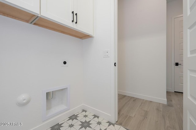 1246 E Penedes Dr, Gilbert, AZ 85298 - washroom with cabinet space, electric dryer hookup, baseboards, and light wood-style flooring