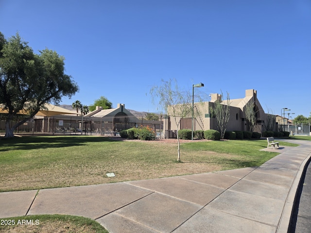 surrounding community featuring a residential view