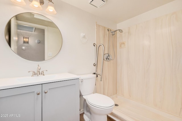 927 E Charleston Ave, Phoenix, AZ 85022 - bathroom featuring vanity, toilet, and a shower with shower curtain