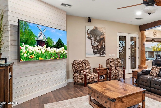 103 W Tanya Rd, Phoenix, AZ 85086 - living area featuring visible vents, wood finished floors, and ceiling fan