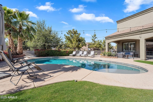 21266 S 213th Pl, Queen Creek, AZ 85142 - view of pool with a patio area