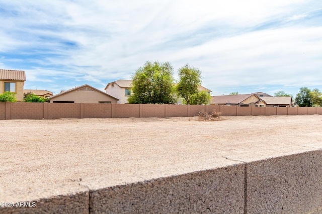 1347 E Vernoa St, San Tan Valley, AZ 85140 - view of yard featuring a fenced backyard