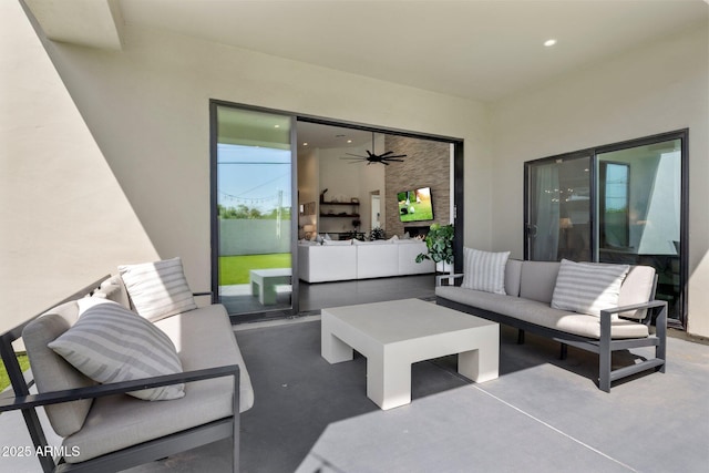 2225 E Whitton Ave E, Phoenix, AZ 85016 - view of patio with an outdoor hangout area