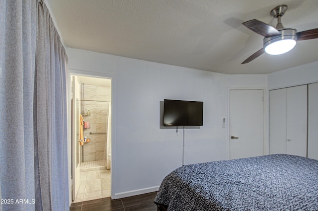 1340 E Townley Ave, Phoenix, AZ 85020 - bedroom featuring ensuite bathroom, dark wood-type flooring, a ceiling fan, and a closet