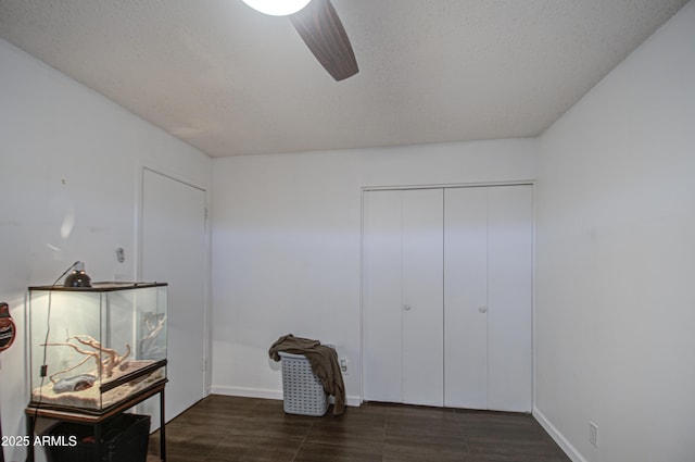1340 E Townley Ave, Phoenix, AZ 85020 - unfurnished bedroom featuring a closet and ceiling fan