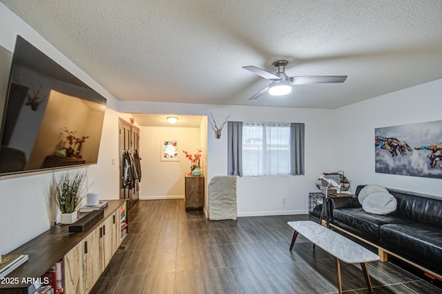 1340 E Townley Ave, Phoenix, AZ 85020 - living area with a textured ceiling and ceiling fan