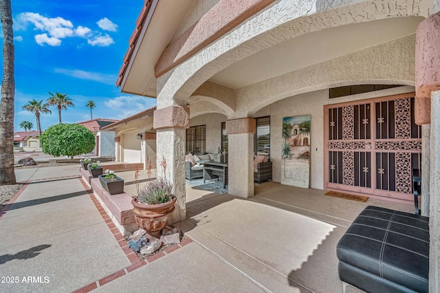 view of patio / terrace featuring outdoor lounge area