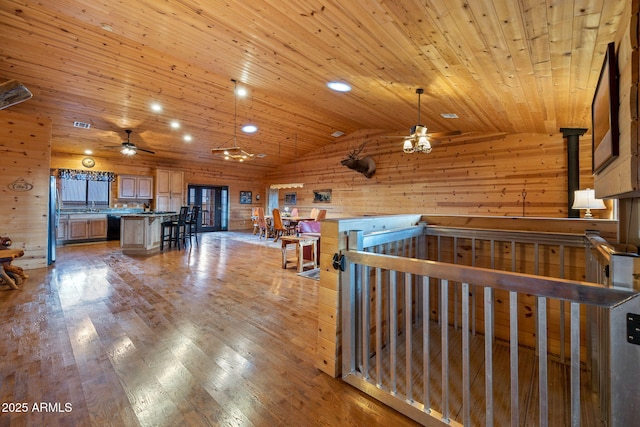 2271 Lindbergh Rd, Overgaard, AZ 85933