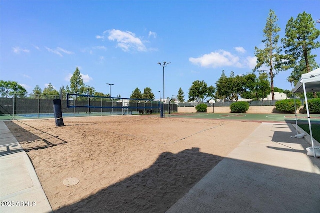 5200 S Lakeshore Dr Unit 120, Tempe, AZ 85283 - view of property's community featuring volleyball court
