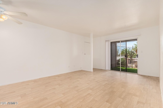 unfurnished room with light wood-style flooring and ceiling fan
