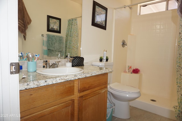 1670 W Bitter Orange St, Tucson, AZ 85705 - bathroom featuring vanity, toilet, and a shower with curtain