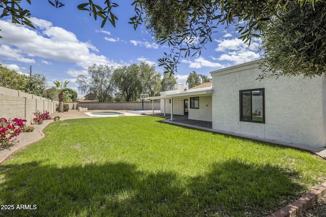 14639 N 55th Pl, Scottsdale, AZ 85254 - view of yard with a fenced in pool, a fenced backyard, a hot tub, and a patio
