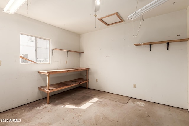 4343 E Union Hills Dr, Phoenix, AZ 85050 - interior space with a workshop area