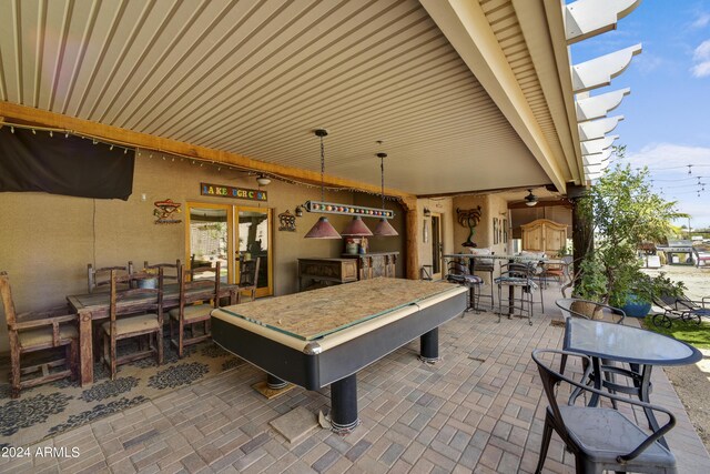 dining space featuring ceiling fan