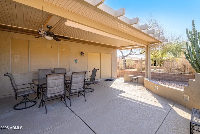 view of patio with ceiling fan