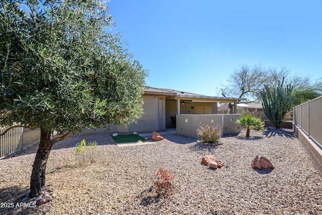 view of front of home featuring a patio area