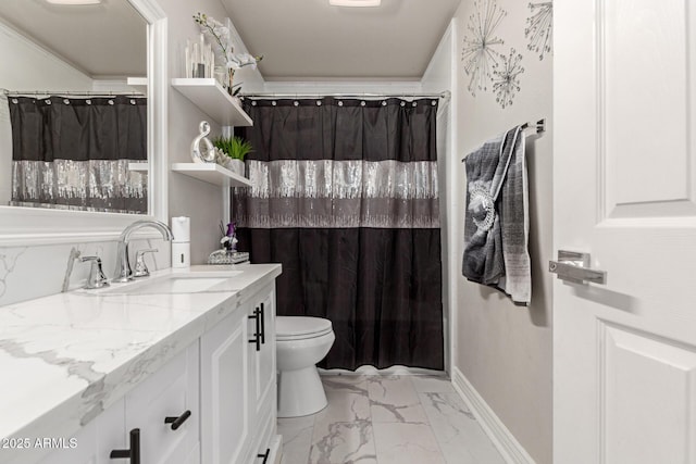 bathroom with toilet, a shower with shower curtain, and vanity