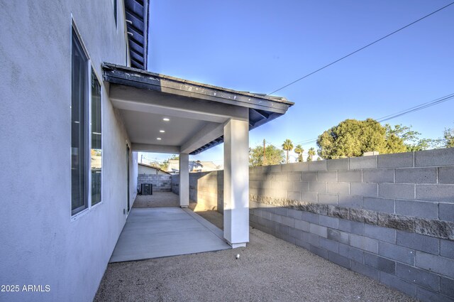 5945 W Lamar Rd, Glendale, AZ 85301 - fenced backyard with a patio