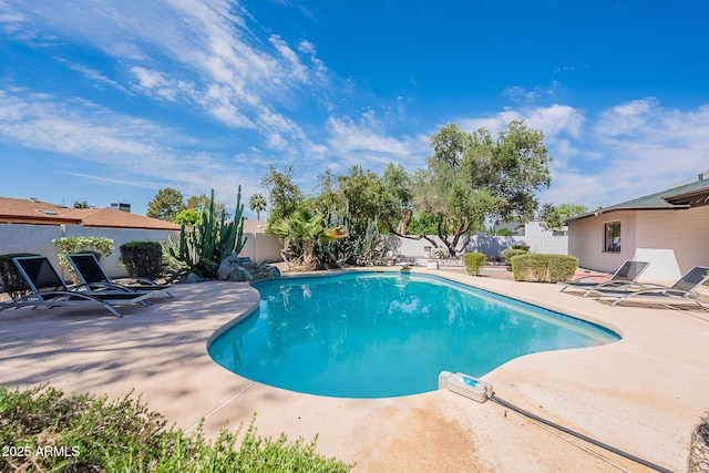 5539 E Dahlia Dr, Scottsdale, AZ 85254 - view of pool with a patio area and a fenced backyard
