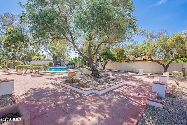 5539 E Dahlia Dr, Scottsdale, AZ 85254 - fenced backyard featuring a patio