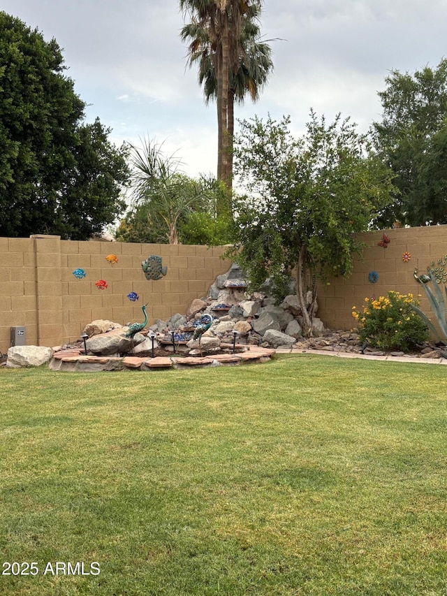 135 S Abalone Dr, Gilbert, AZ 85233 - view of yard
