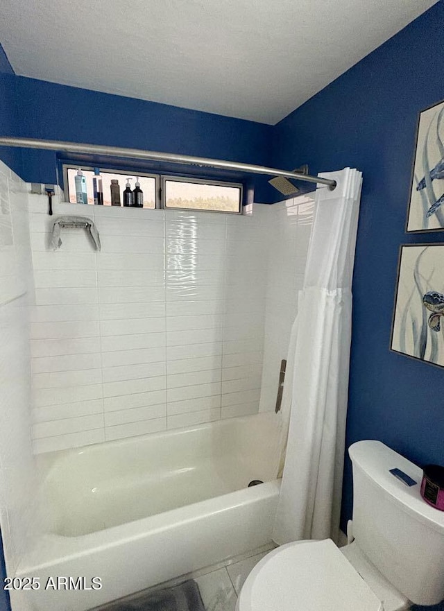 135 S Abalone Dr, Gilbert, AZ 85233 - full bath featuring toilet and shower / bathtub combination with curtain