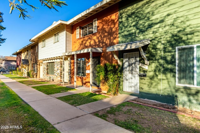 view of townhome / multi-family property