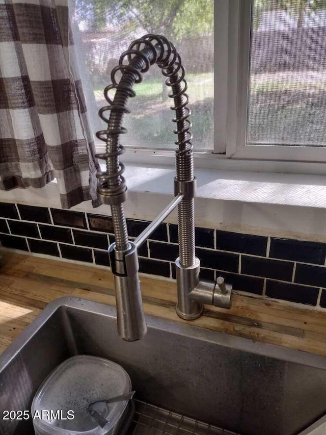 2045 W Orange Dr, Phoenix, AZ 85015 - interior details with a sink