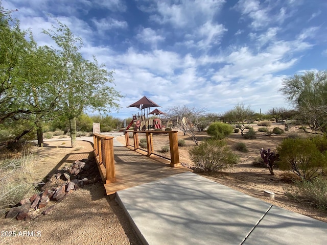 view of home's community