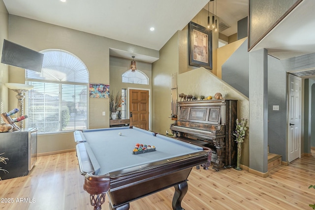 rec room featuring light hardwood / wood-style floors and billiards