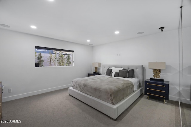 bedroom featuring carpet flooring